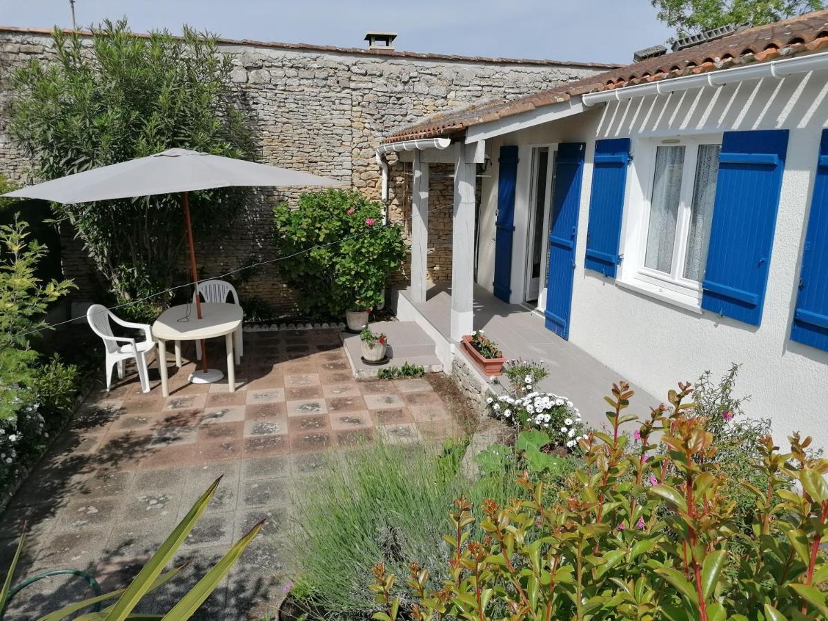 Jolie Maison Familiale Oleronaise Saint-Georges-d'Oleron Luaran gambar